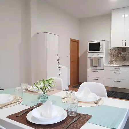 Santiago By The Sea, Entre Mar Y Campo * ノイア